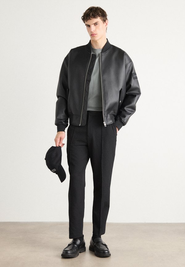 Calvin Klein PULL ON