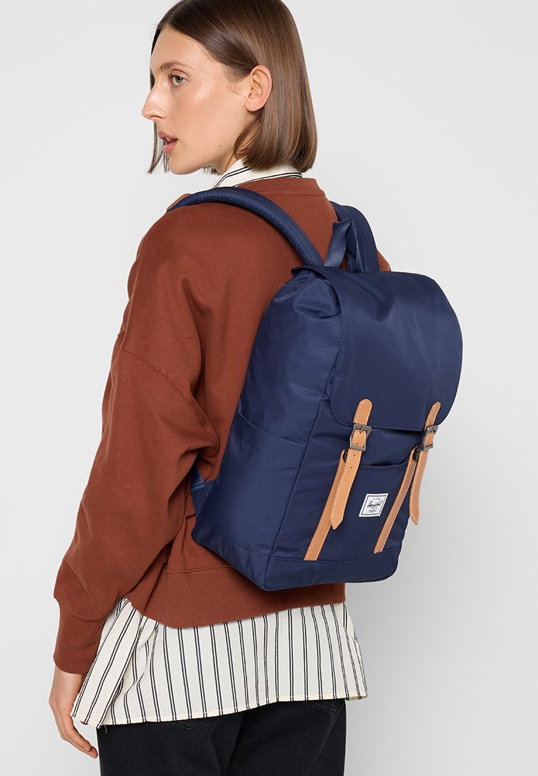 Herschel RETREAT SMALL