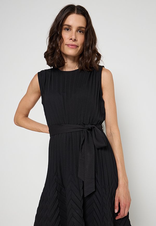 DKNY