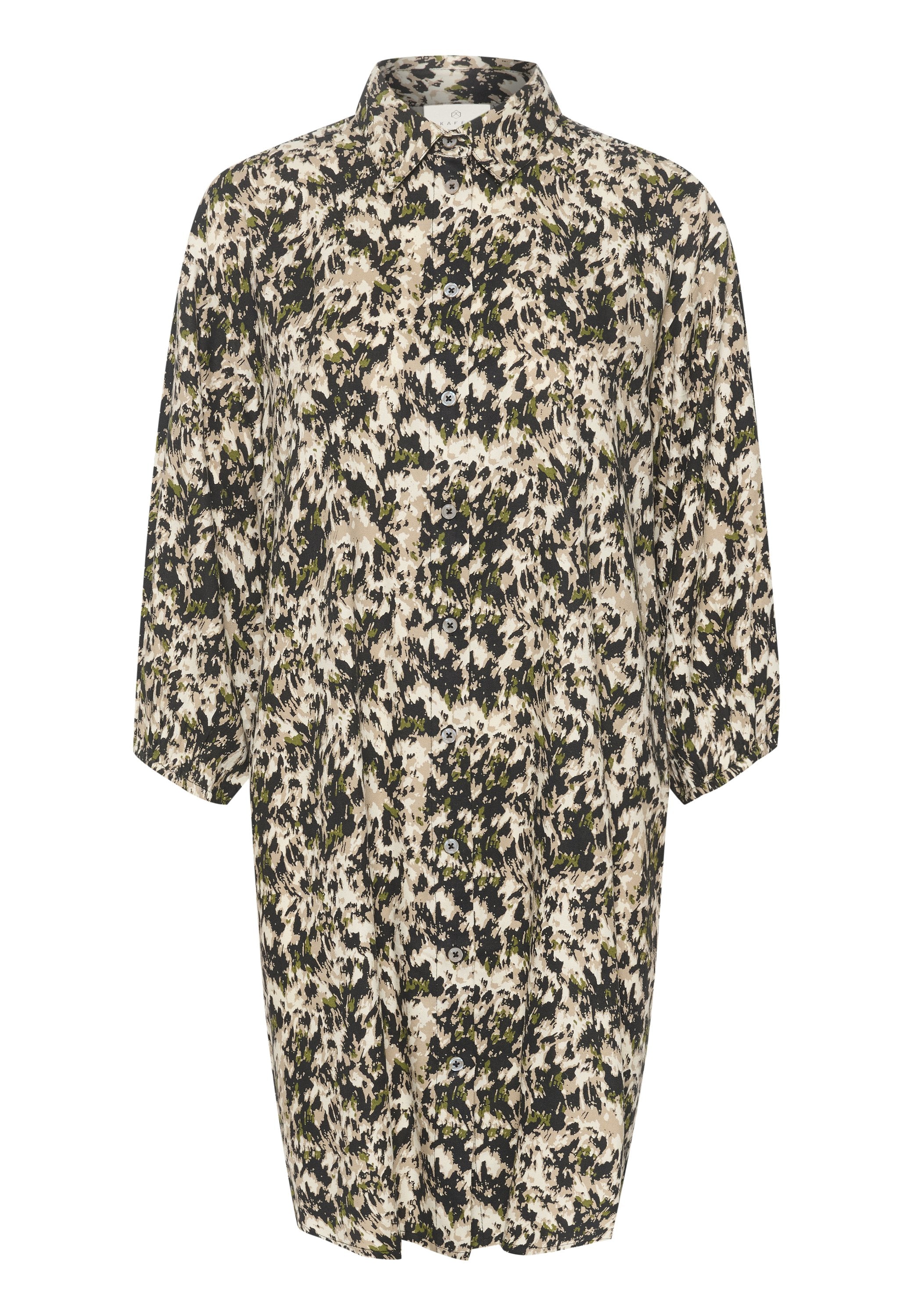 Lässiges, knöpfbares Kleid mit Dreiviertelärmel und abstraktem Muster in Schwarz, Beige und Olivgrün.