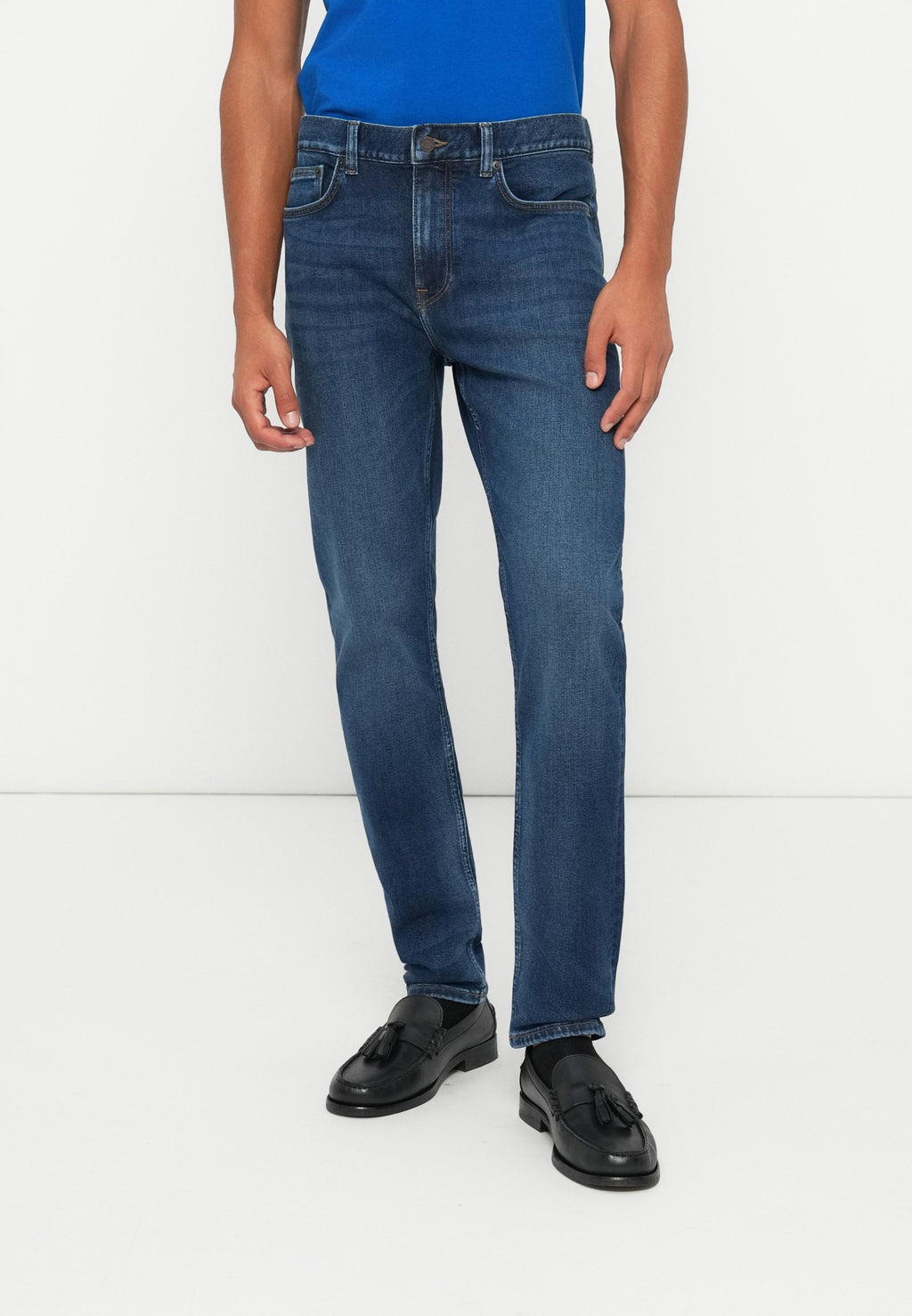 BLEECKER FADED SLIM JEANS Media 3