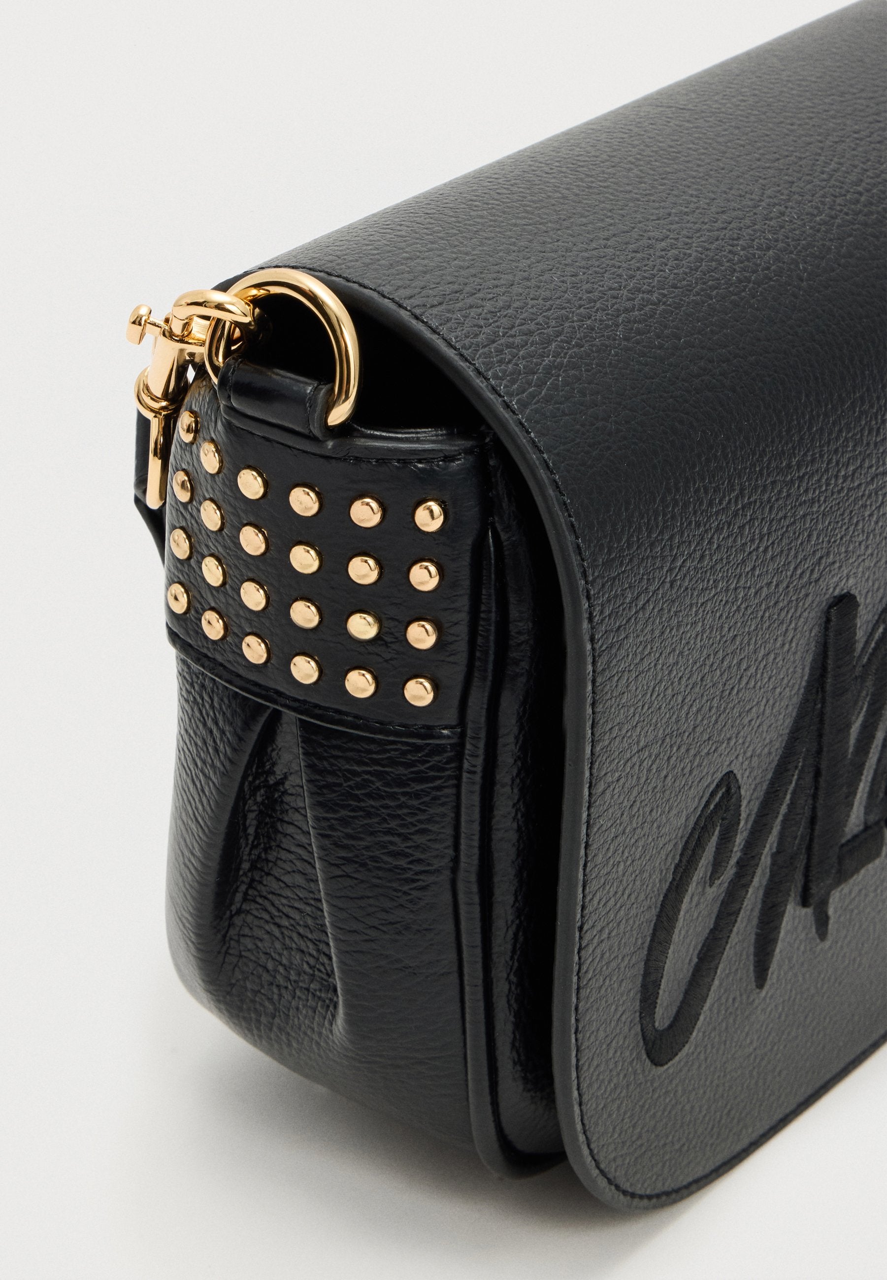 Love Moschino