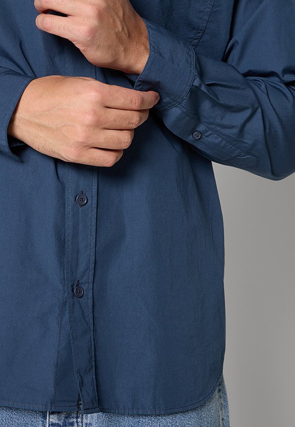 Lacoste RELAXED FIT
