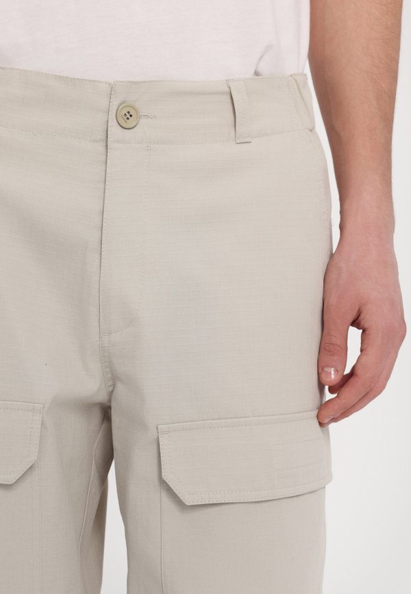 sandro EXPLORER