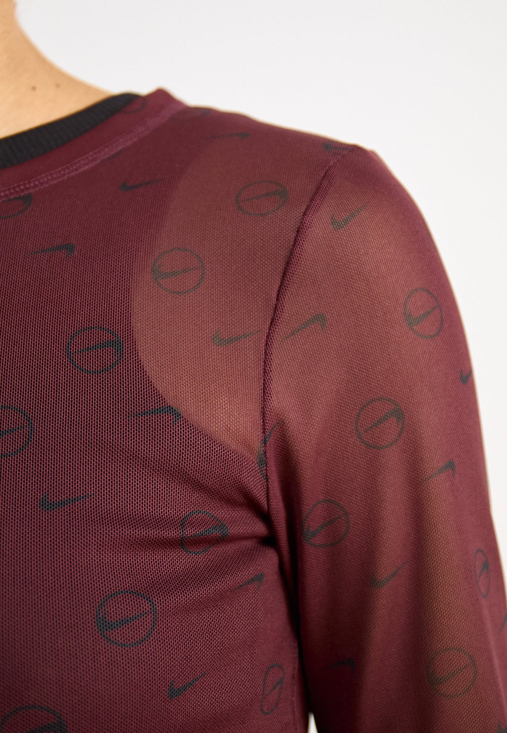 Nike Sportswear SHEER TOP