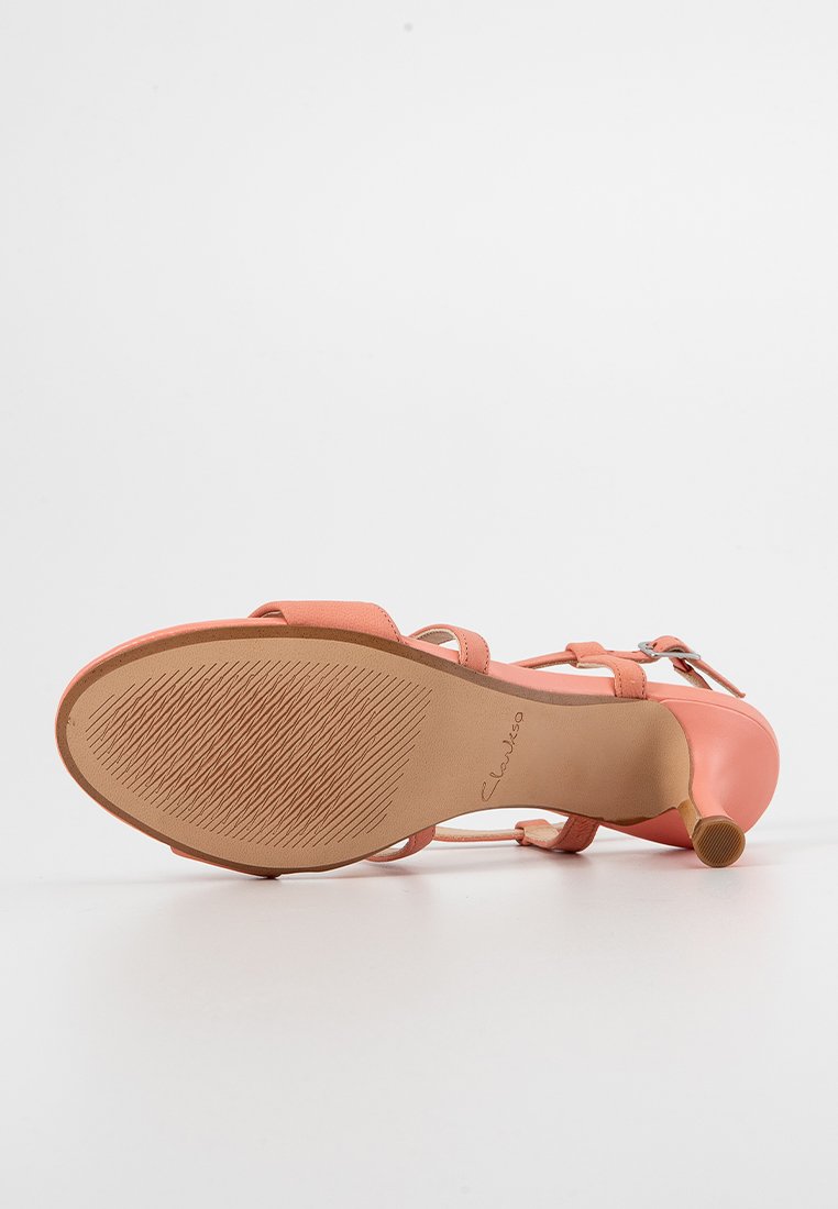 Clarks AMALI
