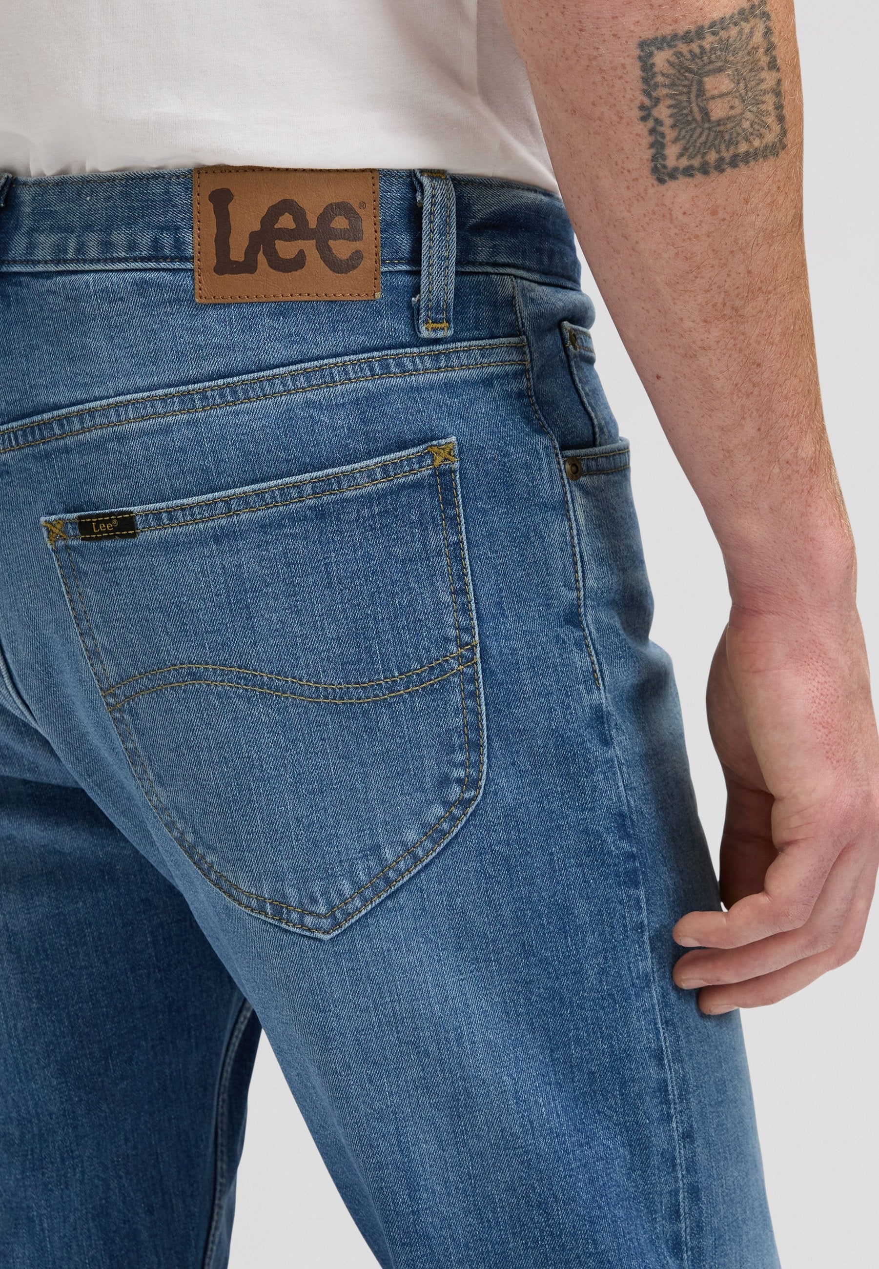 Lee DAVID