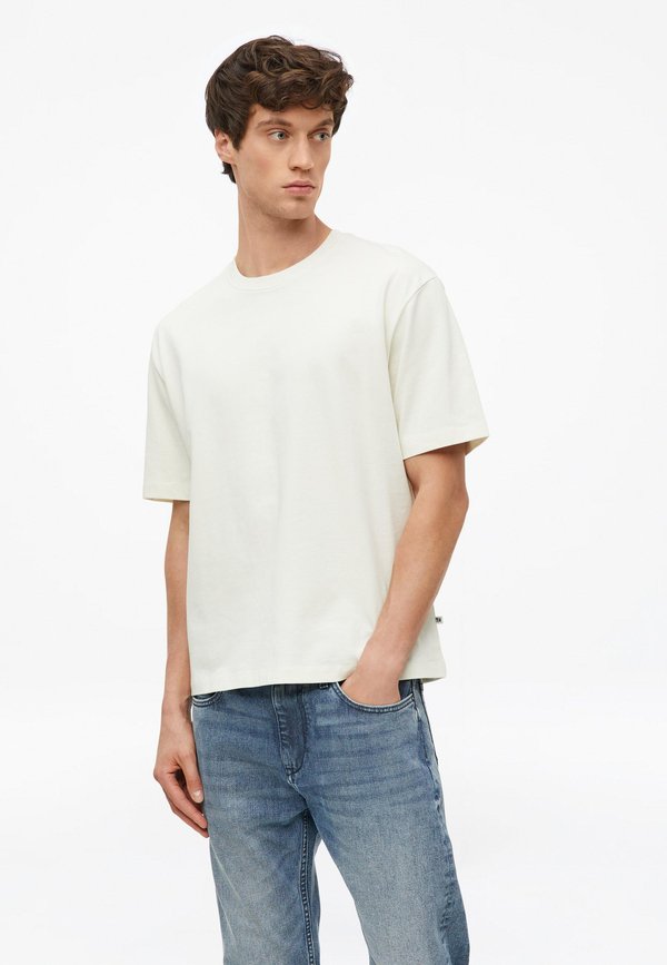 s.Oliver T-SHIRT - Basic T-shirt - creme