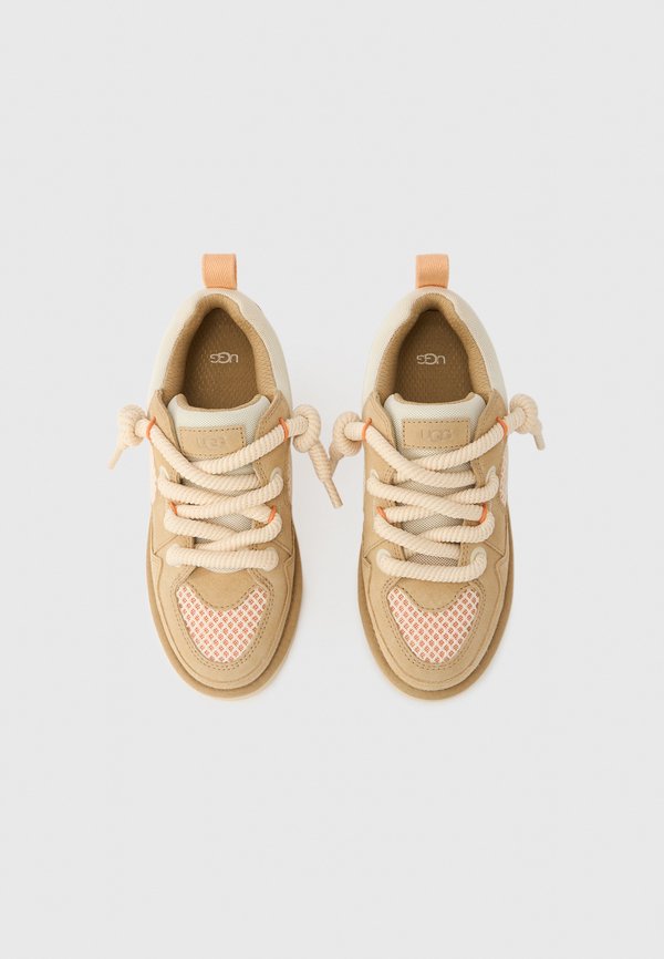 UGG LO LOWMEL
