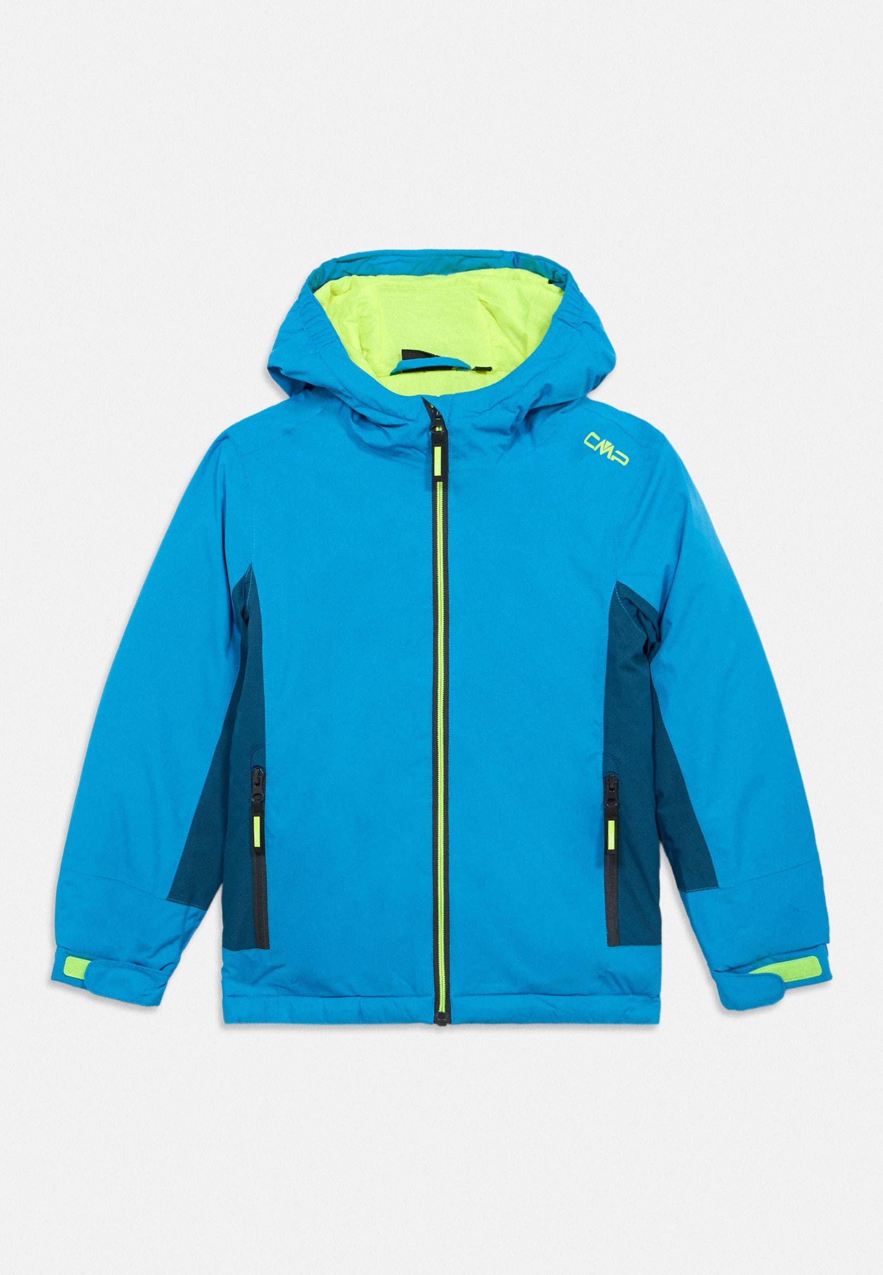 Blauer Winterjacke mit grünem Innenfutter, Reißverschluss vorne, zwei Seitentaschen und kontrastierenden dunkelblauen Seitenteilen. Mit verstellbaren Manschetten.
