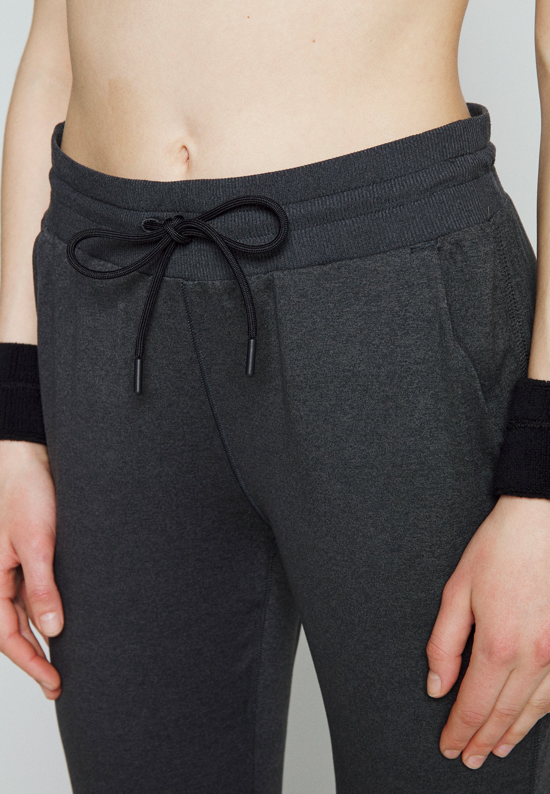 Athleta  UPTEMPO