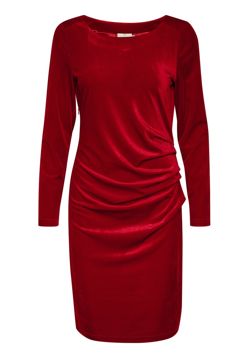 Rotes Samtkleid mit langen Ärmeln, Rundhalsauschnitt und gerafften Details an der Seite, die eine glatte, elegante Silhouette schaffen.