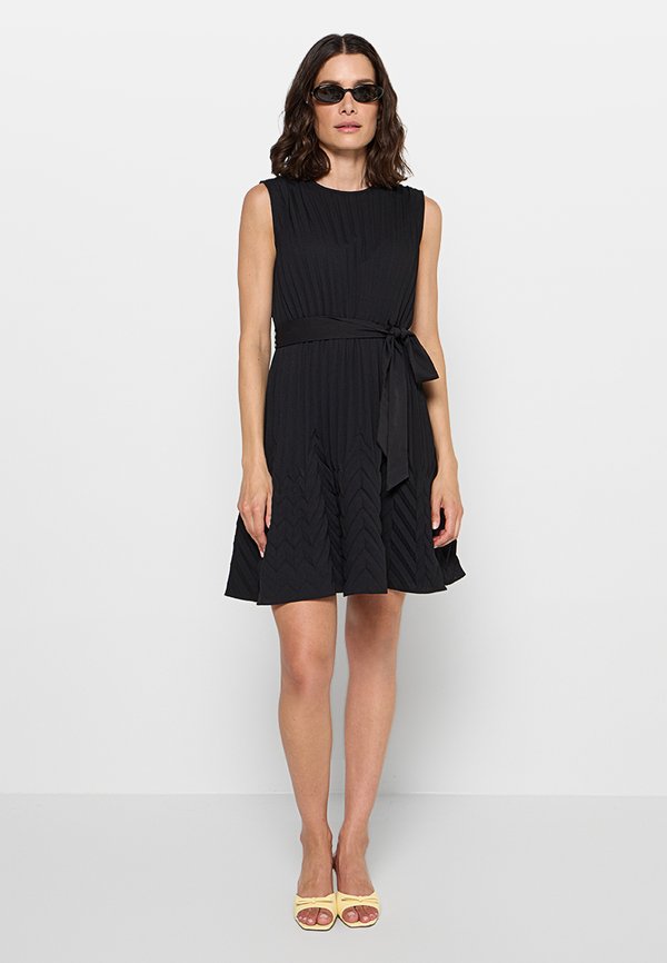DKNY