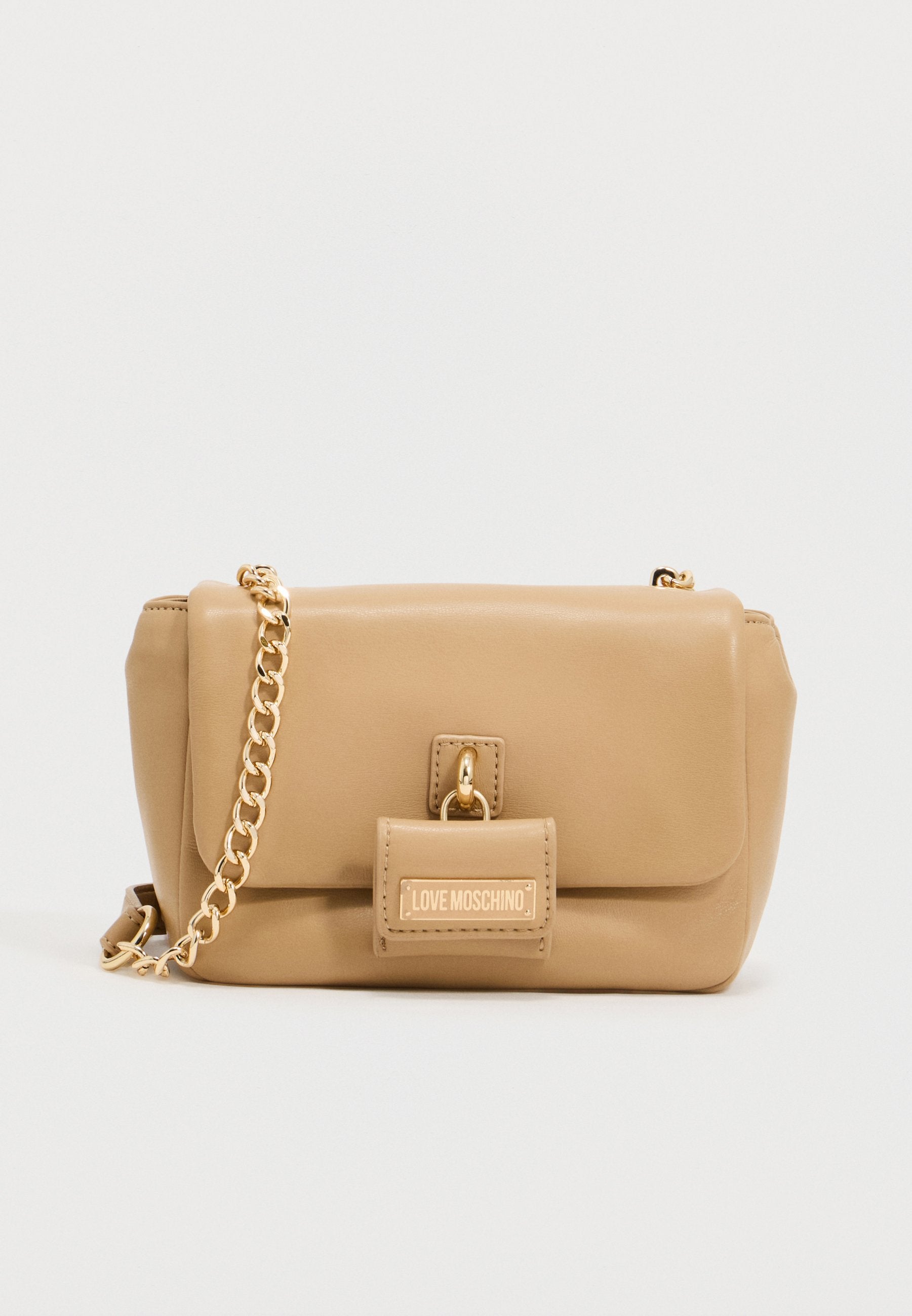 Love Moschino