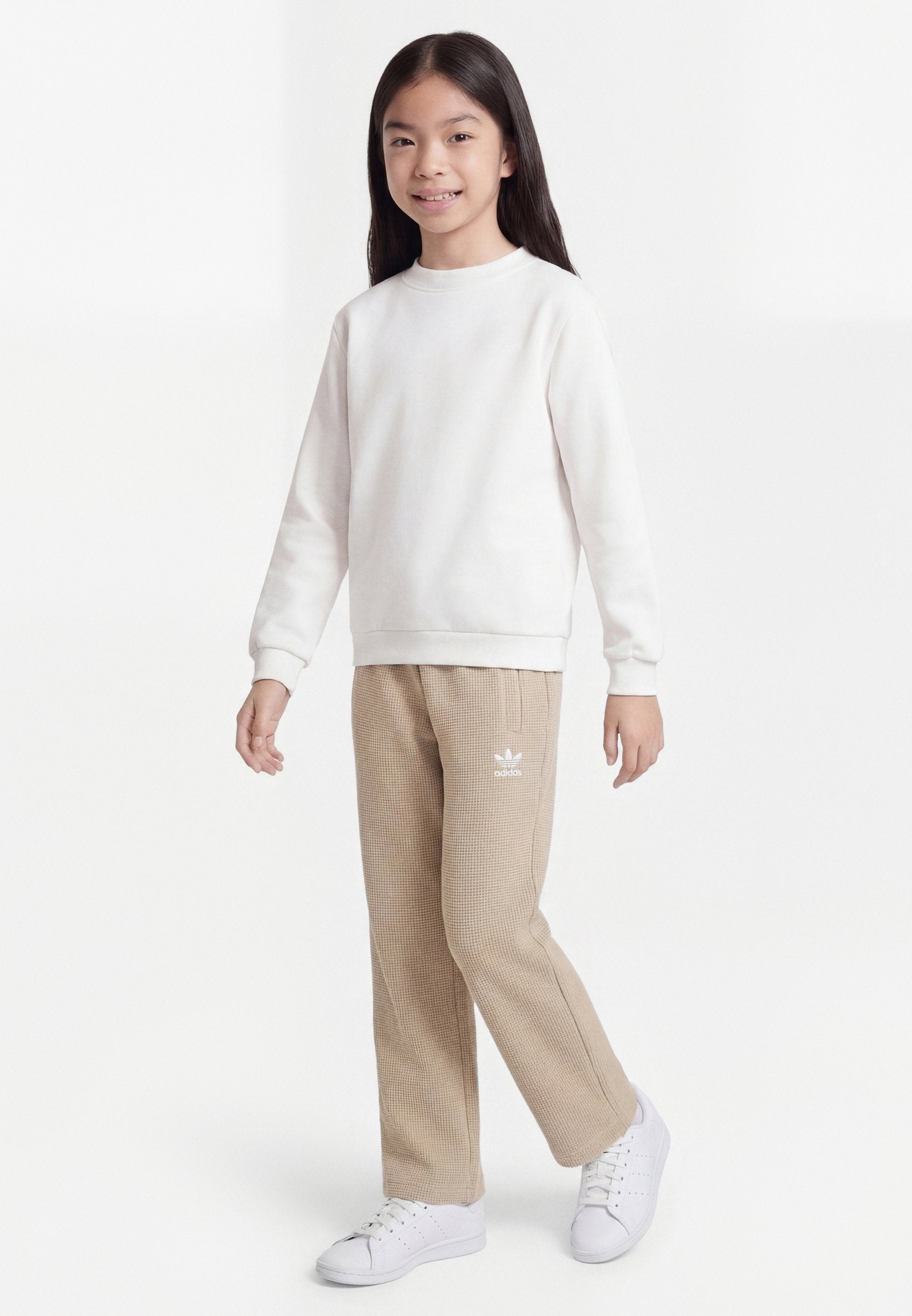 REGULAR PANT JUNIOR UNISEX Media 2