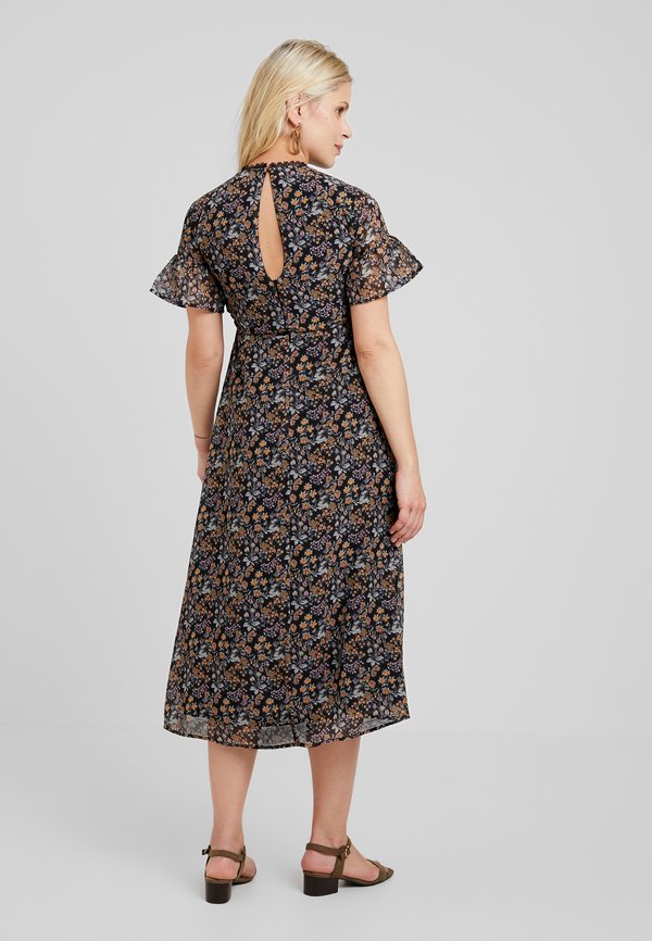 Hope & Ivy Maternity FLUTER SLEEVE SKATER WITH V