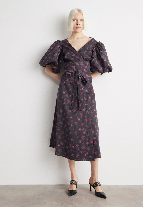 Gestuz WRAP DRESS