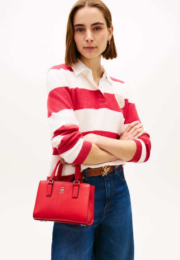 Tommy Hilfiger TH MONOGRAM CROSSBODY TOTE BAG - Handbag - primary red