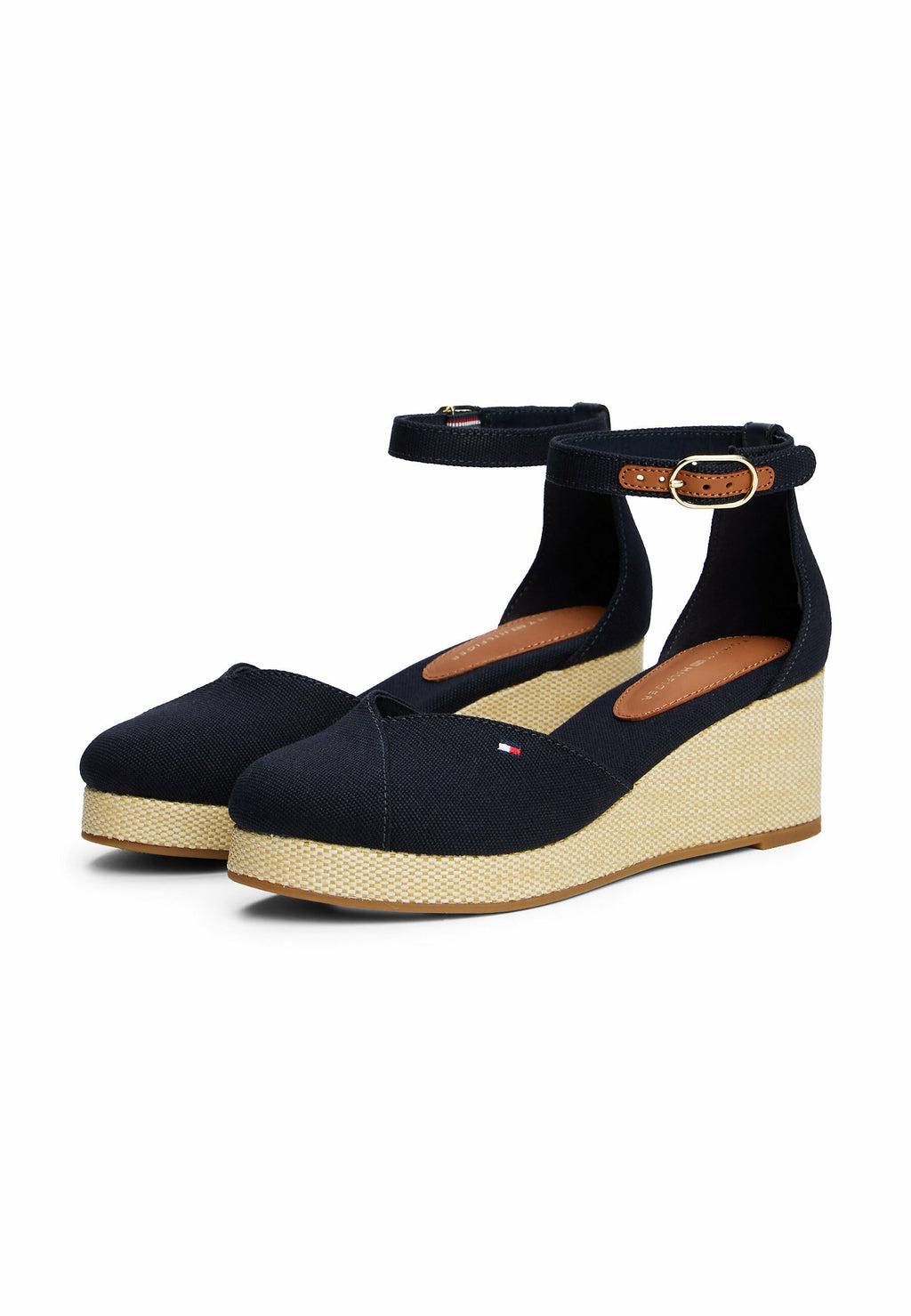 FLAG CLOSED TOE MID WEDGE Media 2