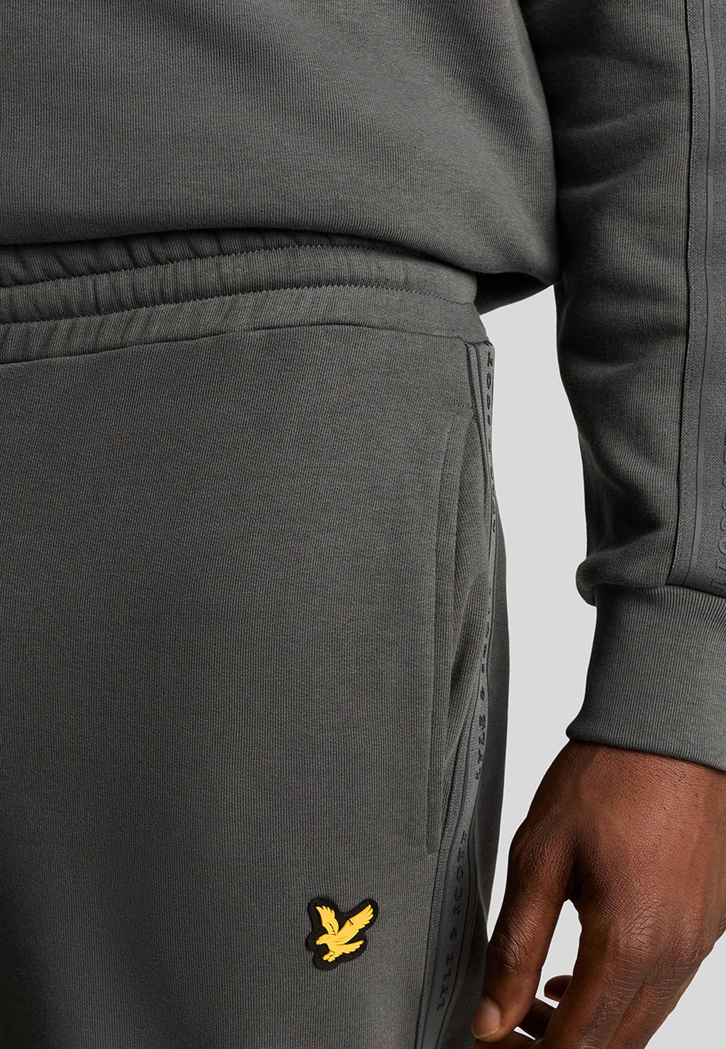 Lyle & Scott  TAPE TRACKIES