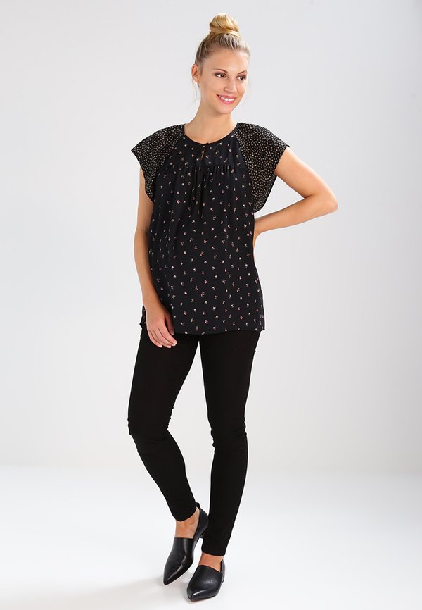GAP Maternity FLUTTER