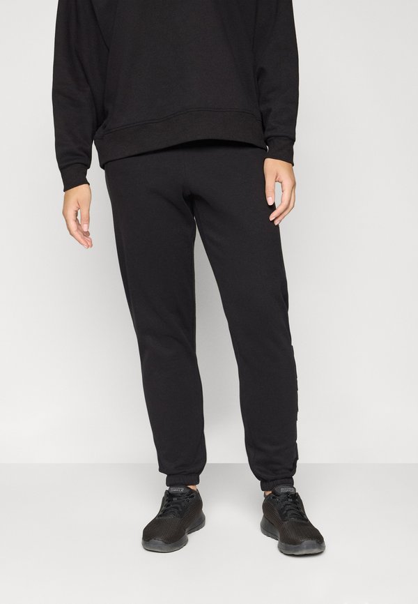DKNY Sport