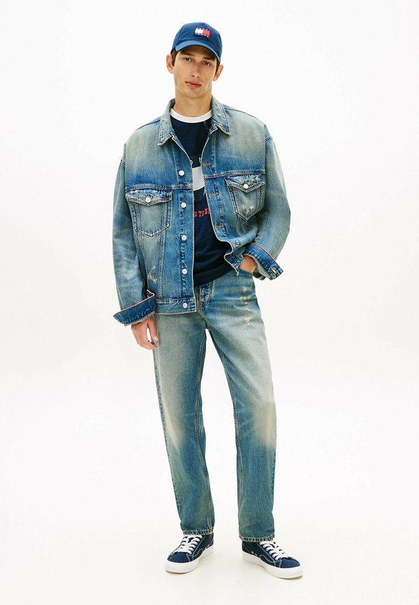 Tommy Jeans SONNY DISTRESSED REGULAR TAPERED LEG JEANS