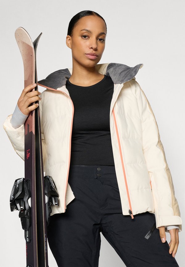 Roxy SNOWBLIZZARD