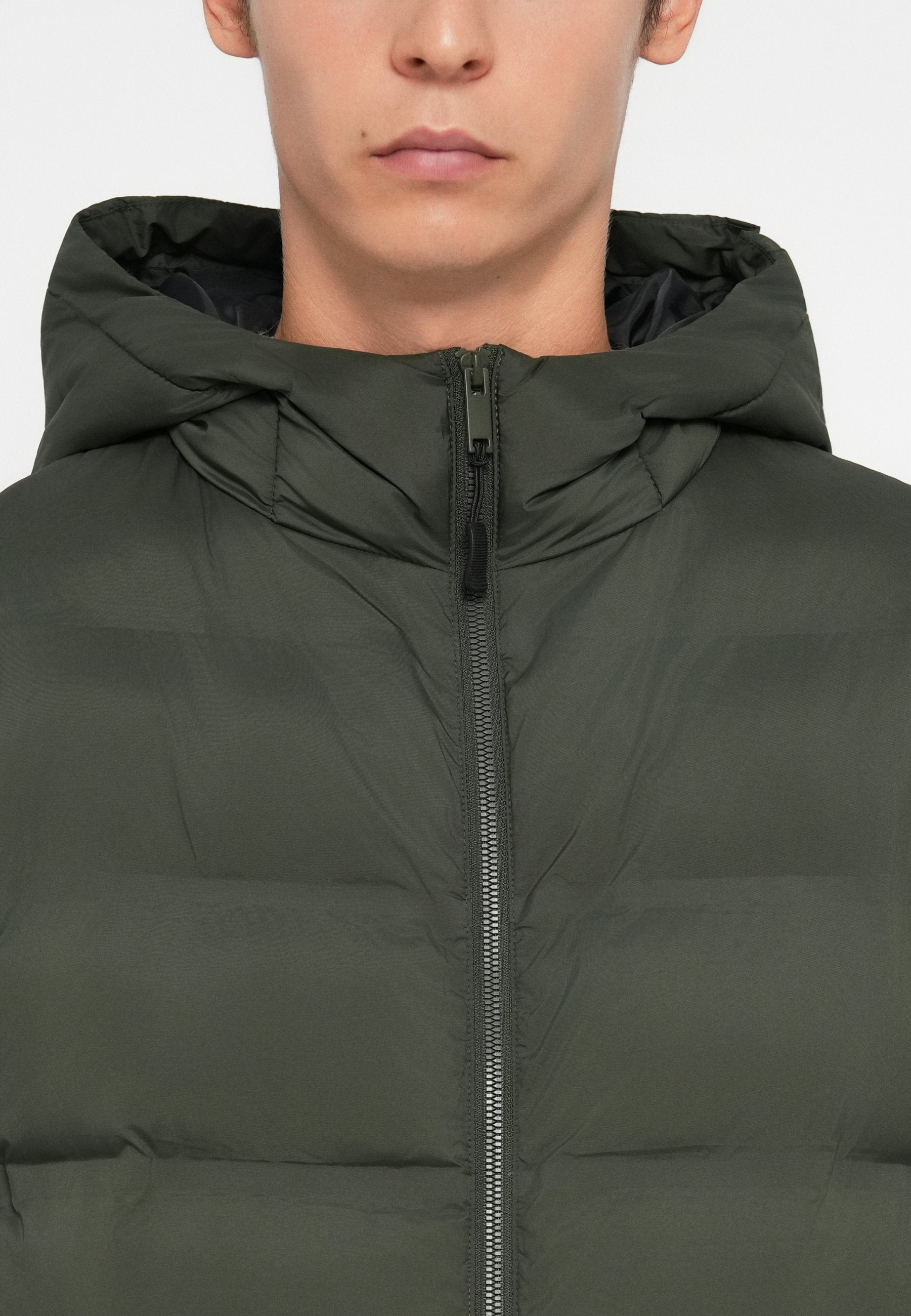 ONSUNION SEAMLES LIFE HOOD PUFFER JACKET Media 6