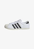 adidas Originals SUPERSTAR LO PRO W - Trainers - ftwr white/core black/gold met.
