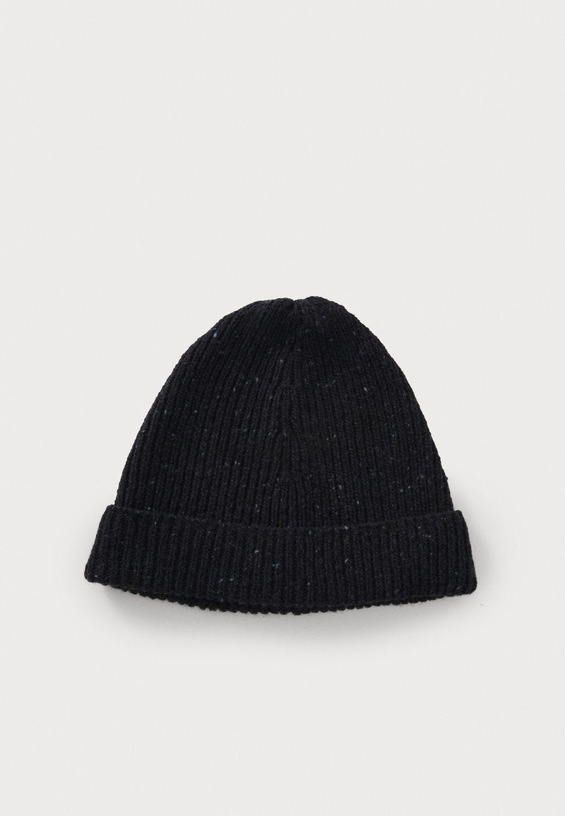 SANATANIEL BEANIE Media 1