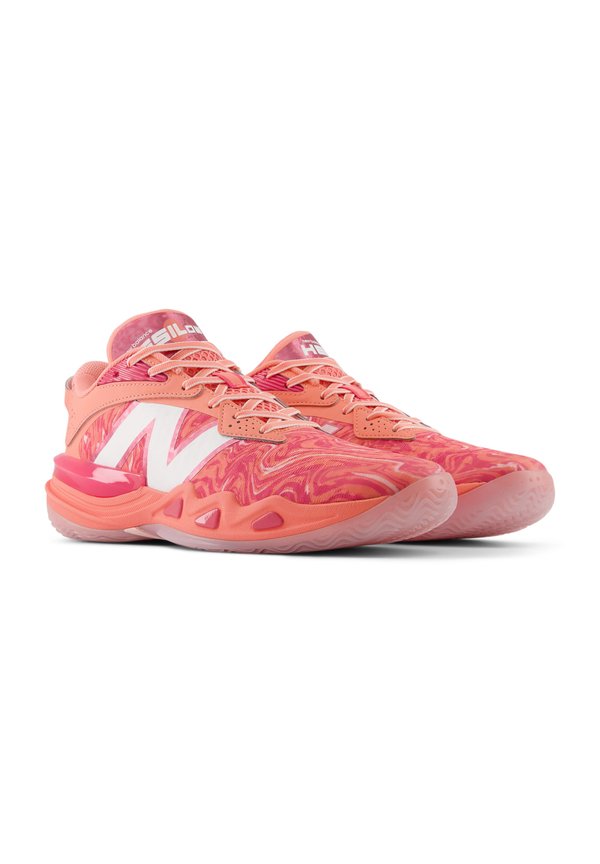 New Balance HESI LOW V2