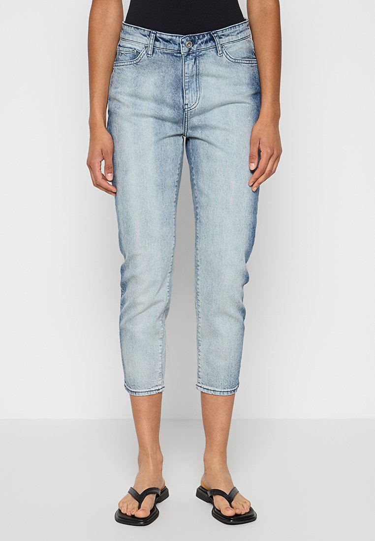 Armani Exchange Jeans Tapered Fit Media 1