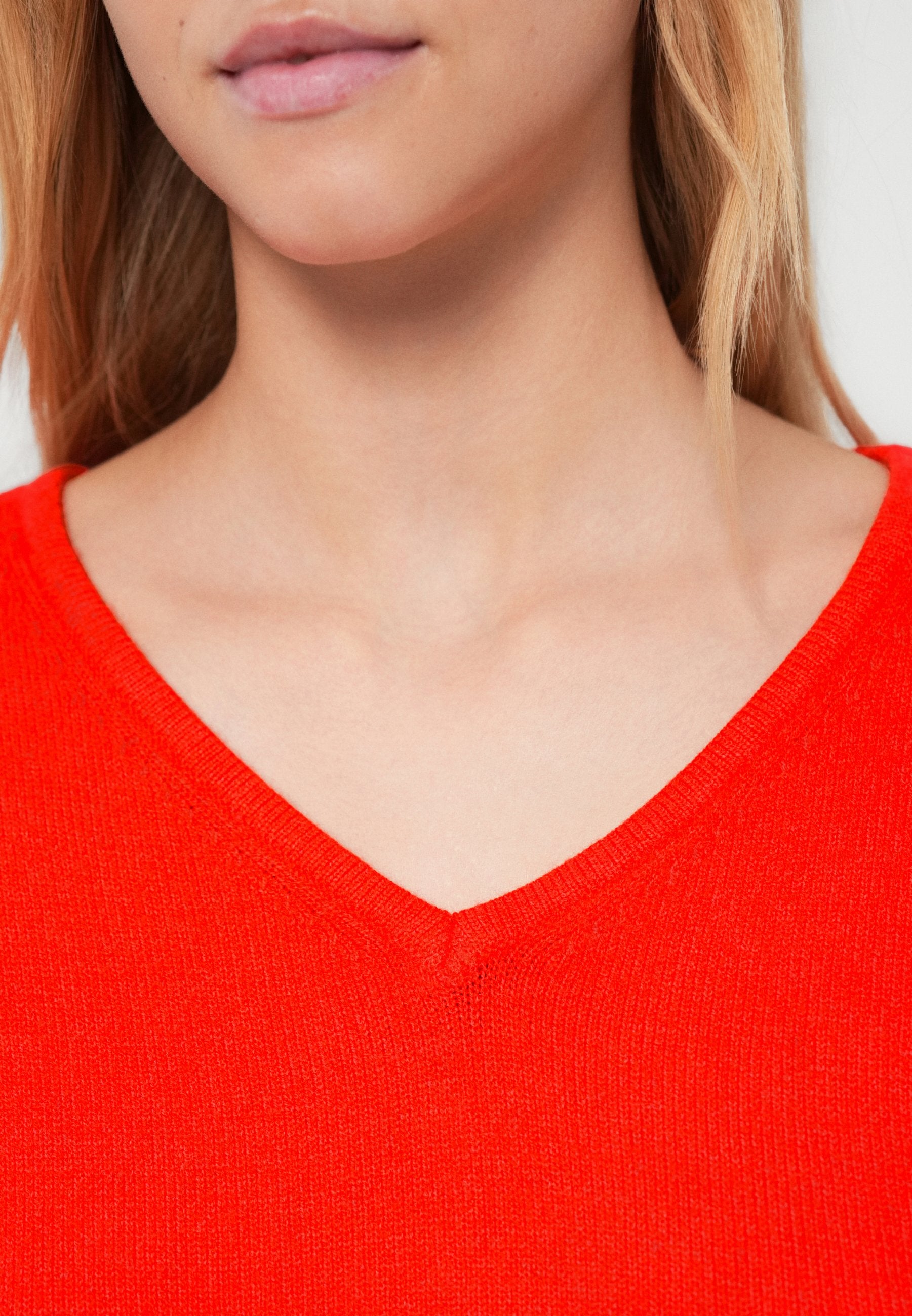 VILA VIRIL V-NECK L/S KNIT TOP - NOOS