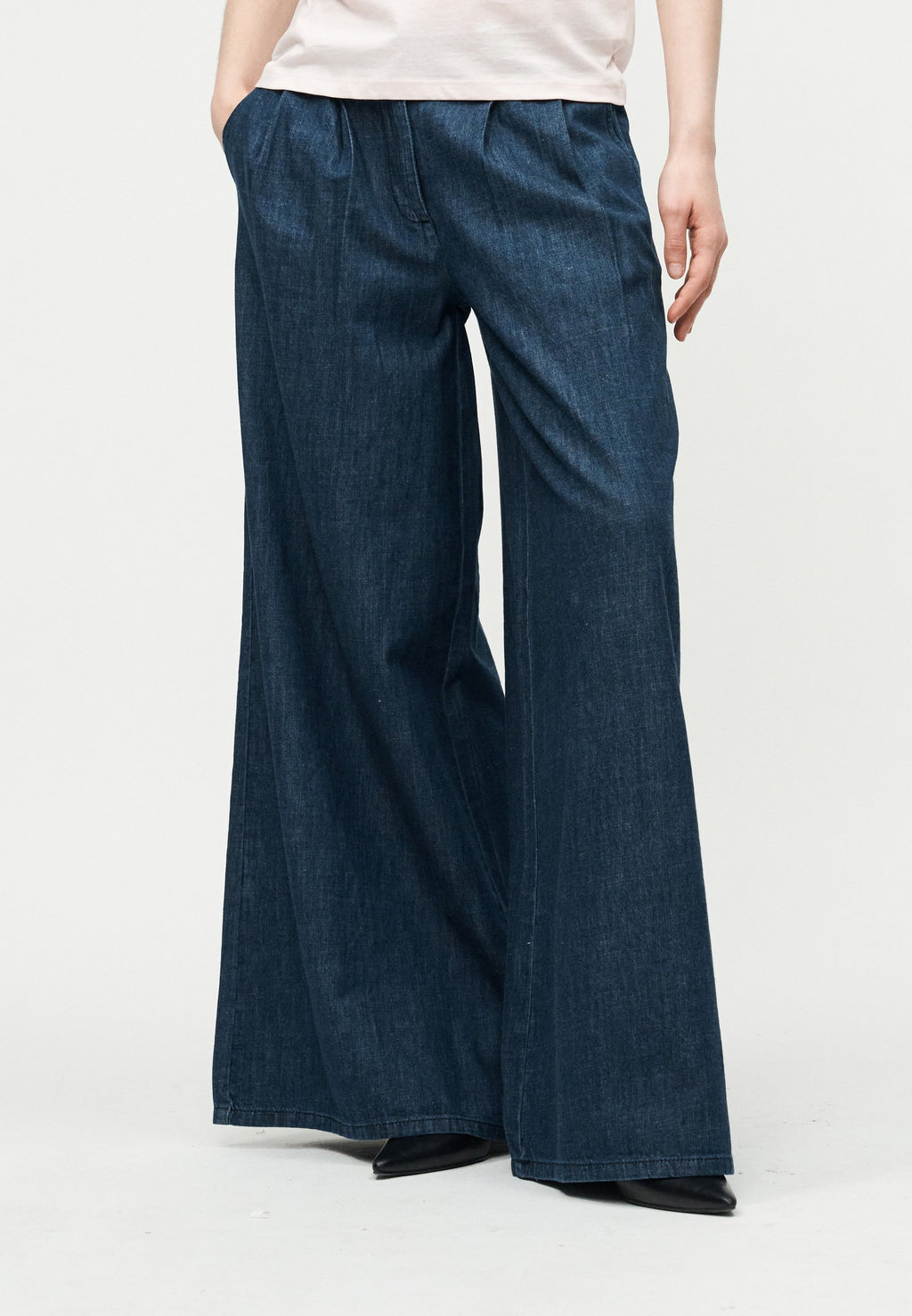 Wide-fit ONLPOSE High waist Wide Leg Fit Media 3
