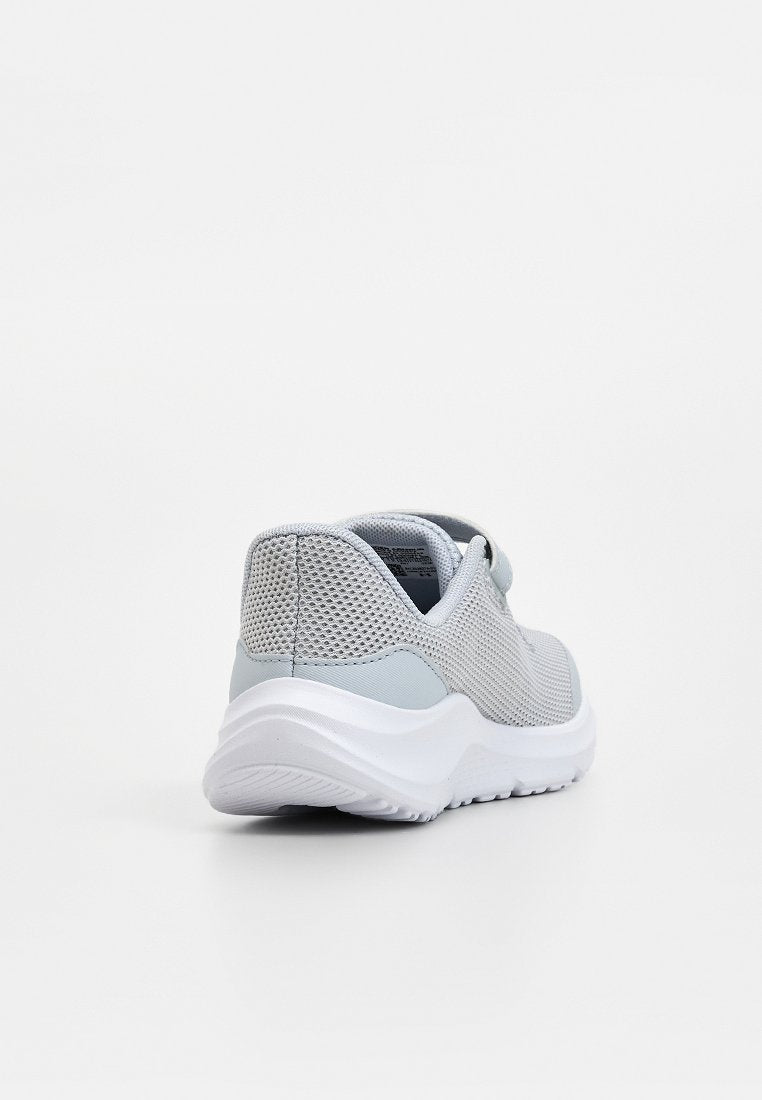 Under Armour PURSUIT 4 AC