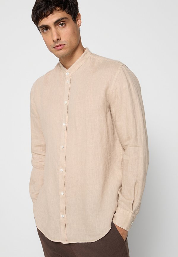 Emporio Armani REGULAR FIT
