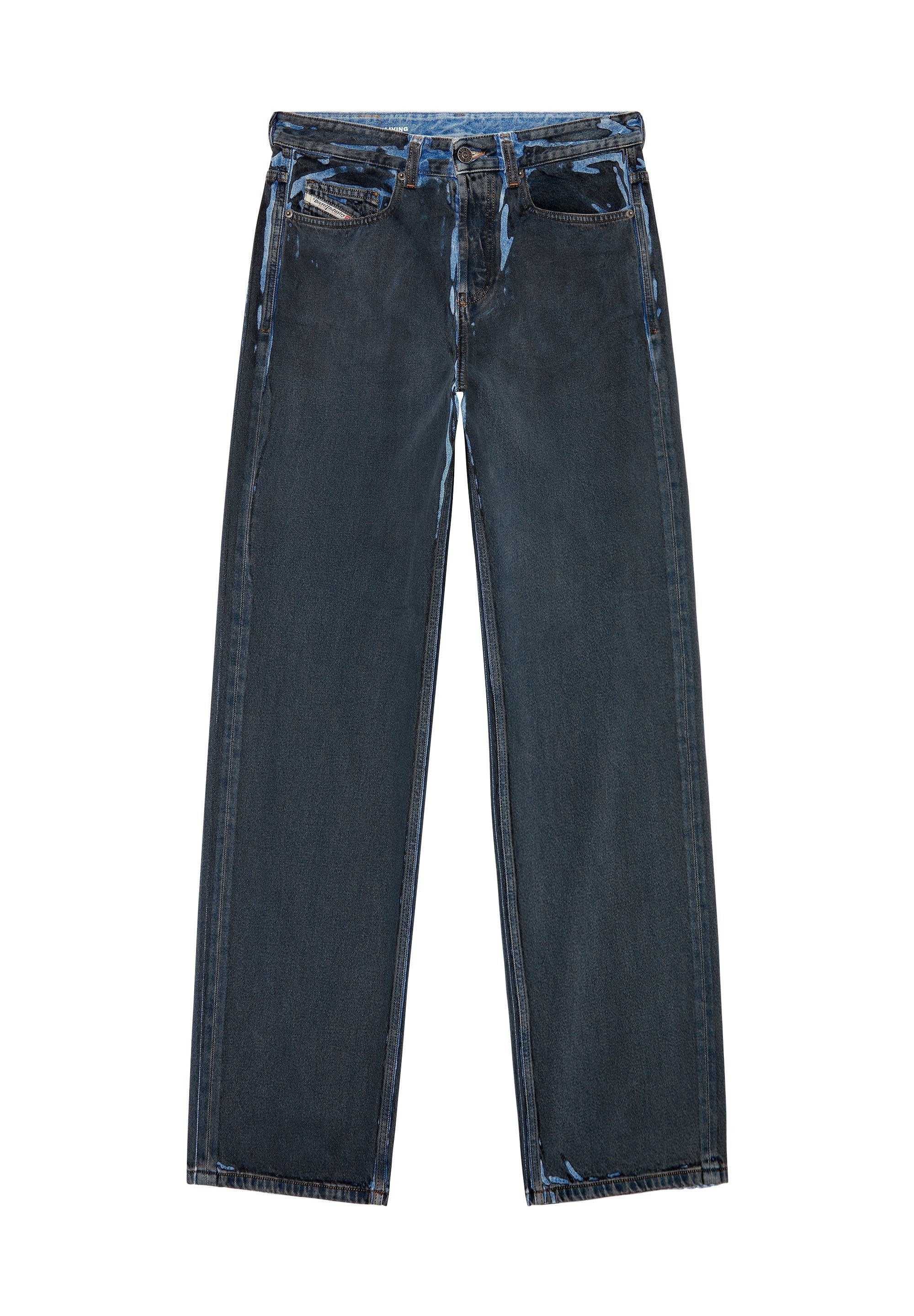 Dunkelblaue Denim-Jeans mit geradem Bein, ausgestattet mit fünf Taschen und einem verwaschenen Finish. Der Saum ist leicht fransig, was für Textur sorgt.