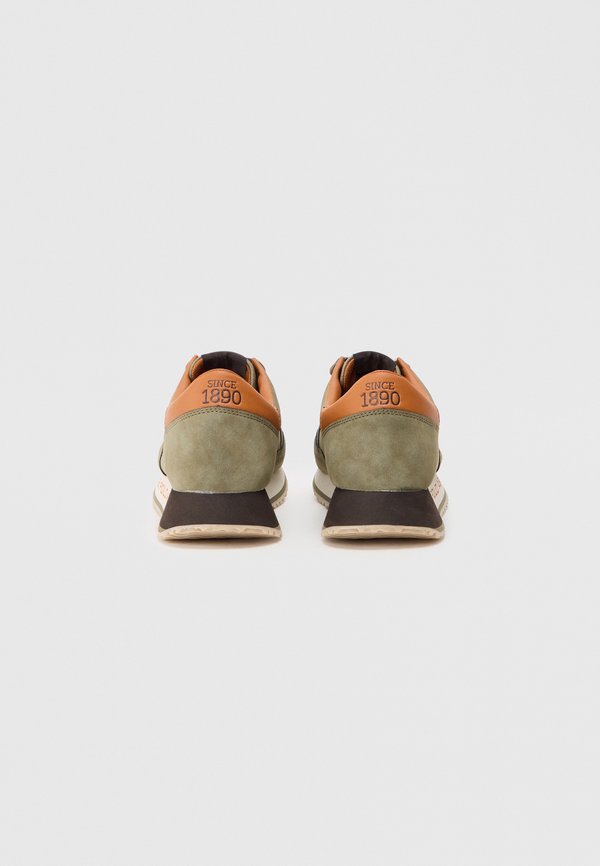 U.S. Polo Assn. CLEEF