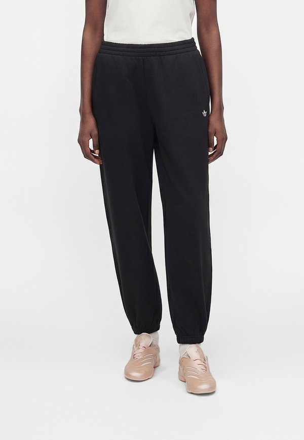 adidas Originals ESS FL JOGGER - Tracksuit bottoms - black