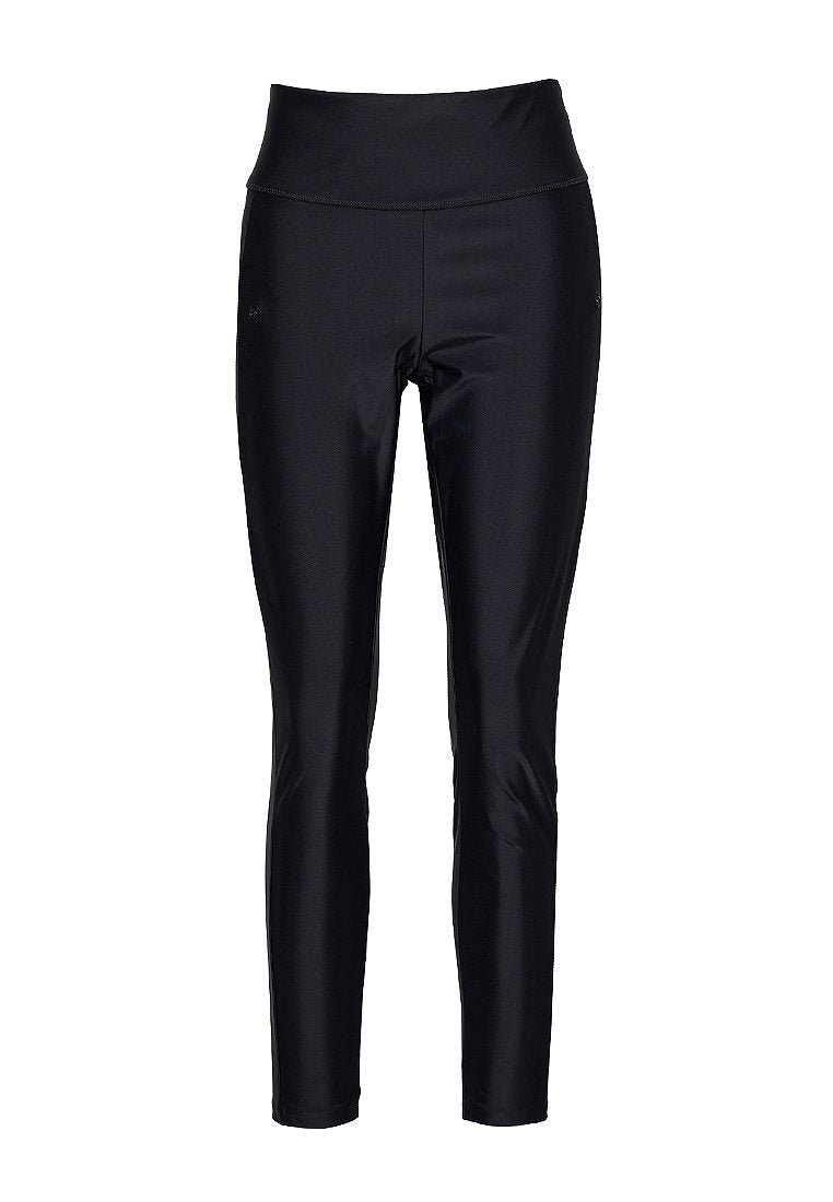 Schwarze Leggings aus glattem, dehnbarem Stoff mit hohem Bund, die eine eng anliegende Passform aufweisen und keine sichtbaren Muster oder Verzierungen haben.