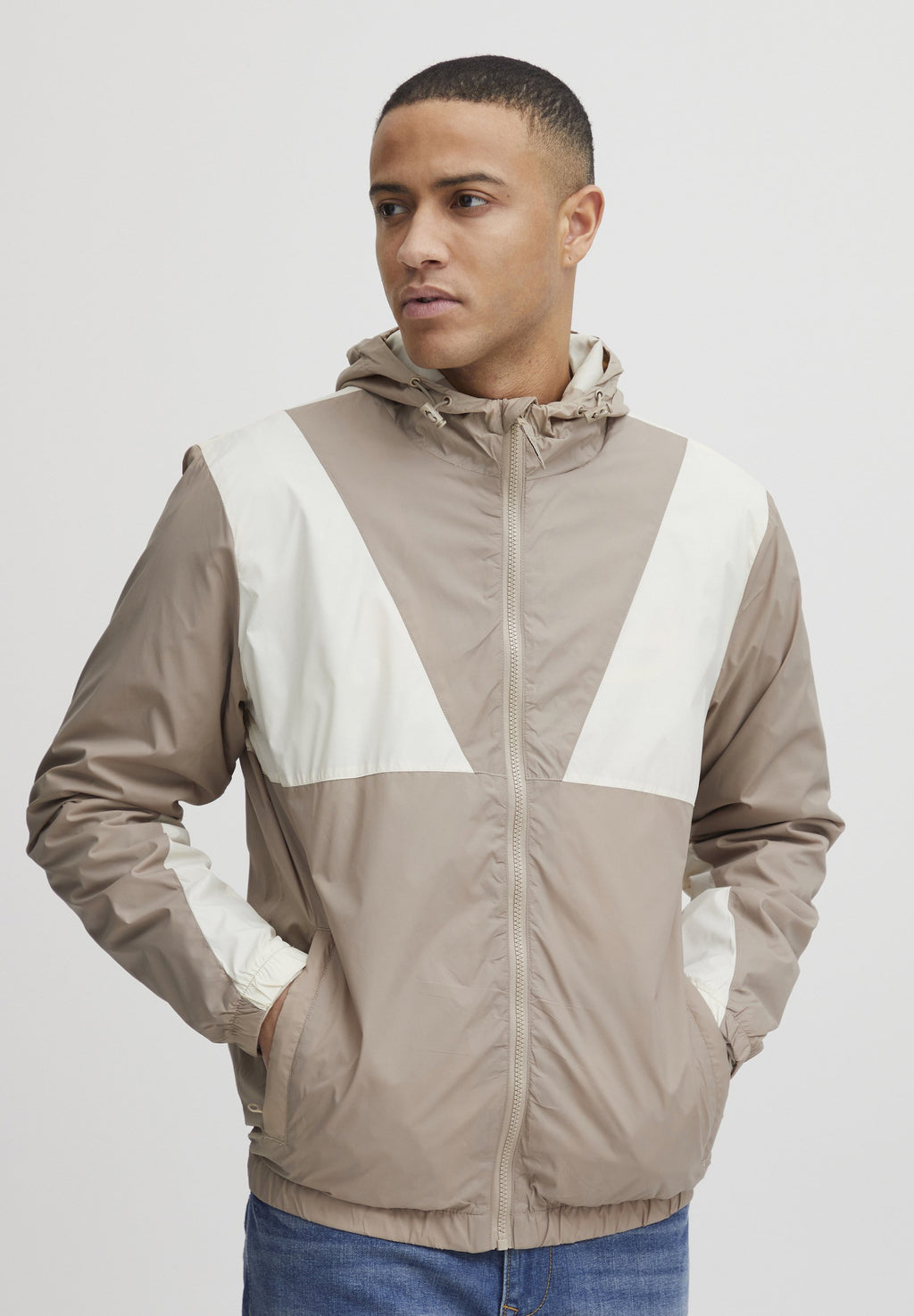 BHOUTERWEAR HOODED Media 3