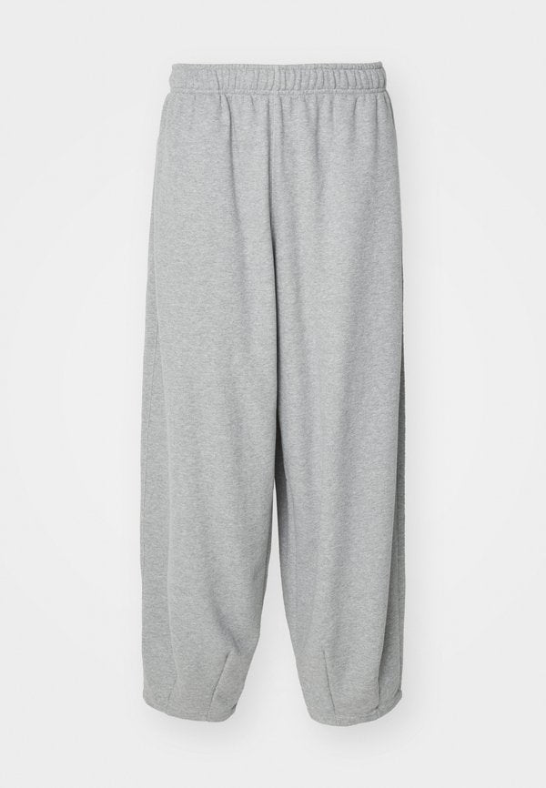Nike Sportswear CLUB FLEECE - Tracksuit bottoms - dark grey heather/light smoke grey/white