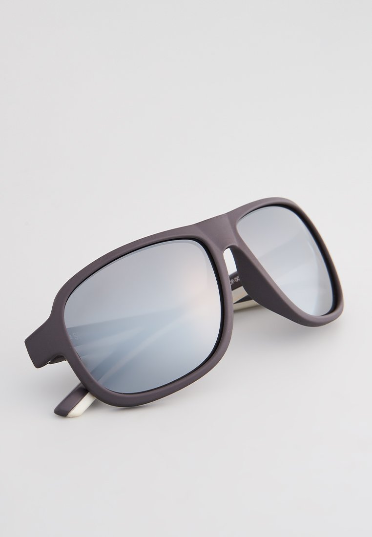 Red Bull SPECT Eyewear