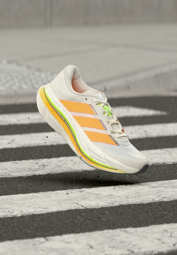 adidas Performance ADISTAR BYD 2 - Road running shoes - cloud white/lucid tangerine/signal green