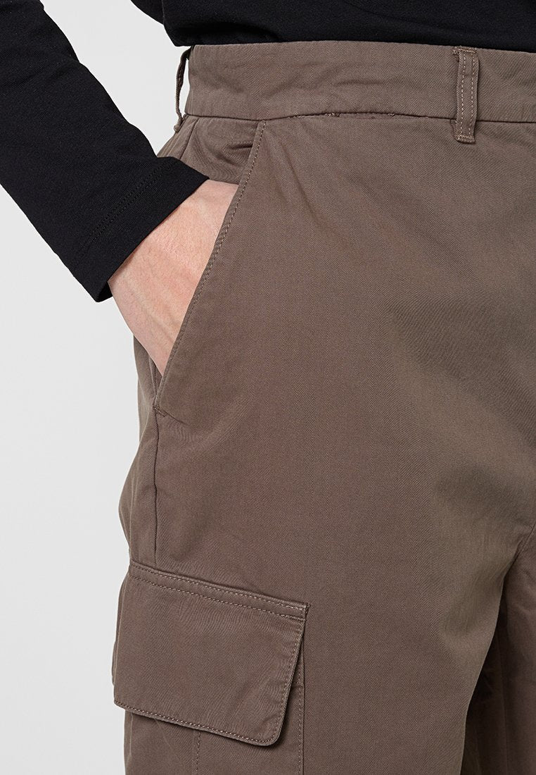 Lyle & Scott CARGO POCKET TROUSER