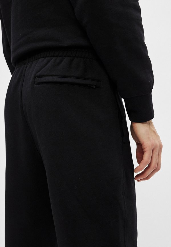 Calvin Klein RETRO GRAPHIC