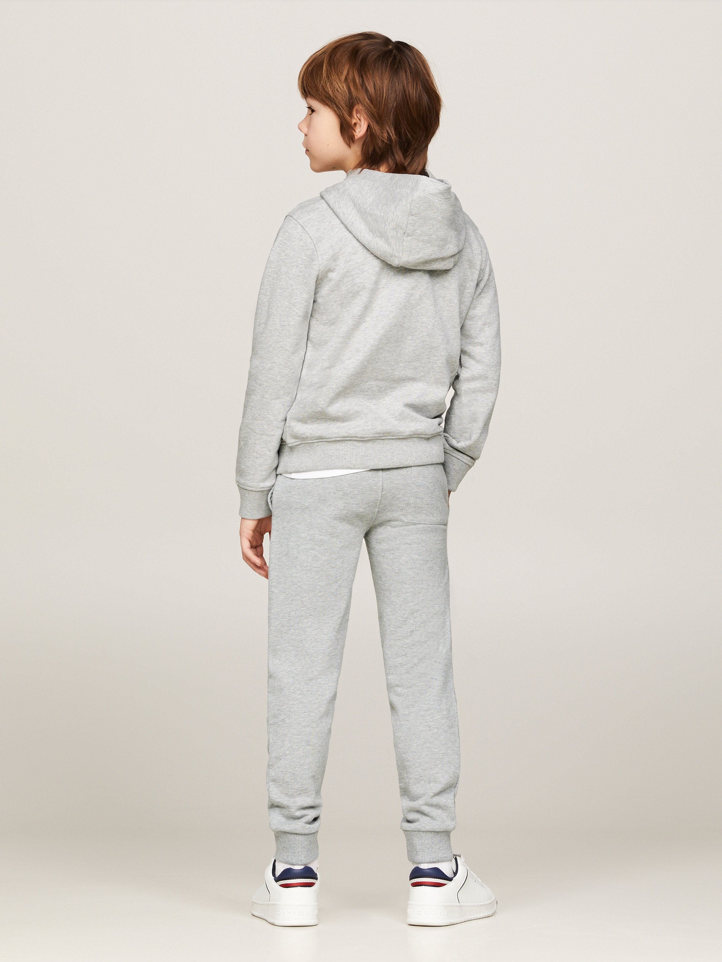 ESSENTIAL HOODIE UNISEX Media 4