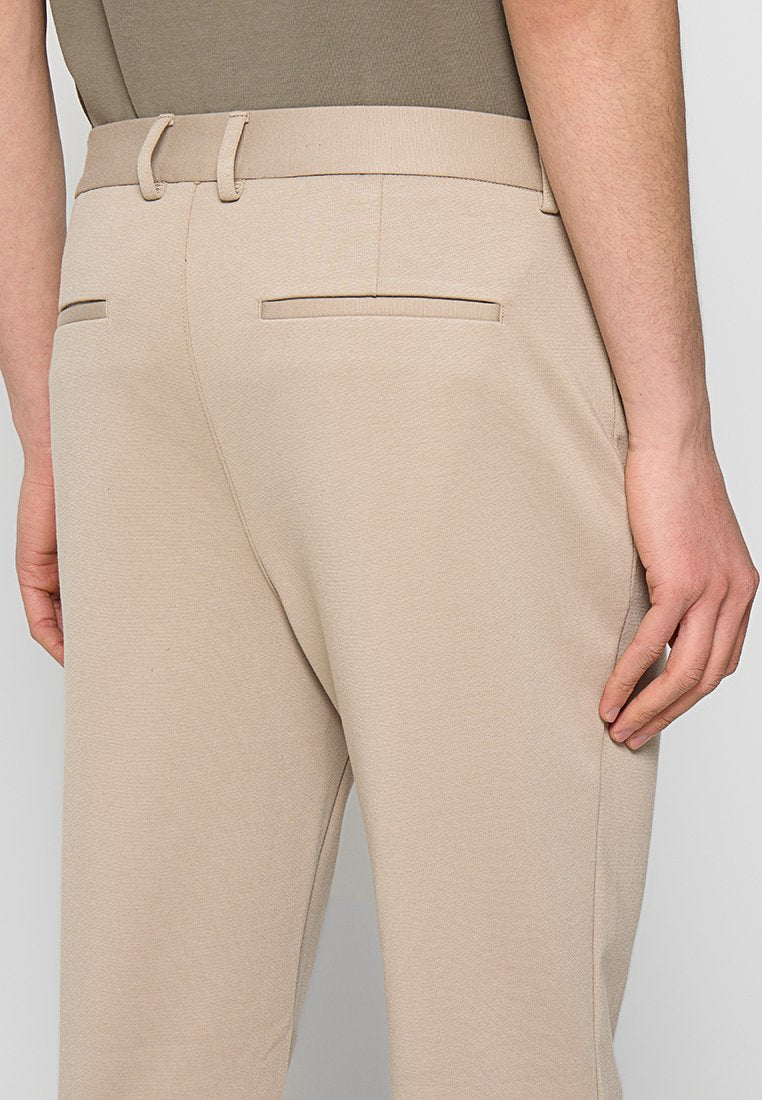 Lindbergh Chino Media 5
