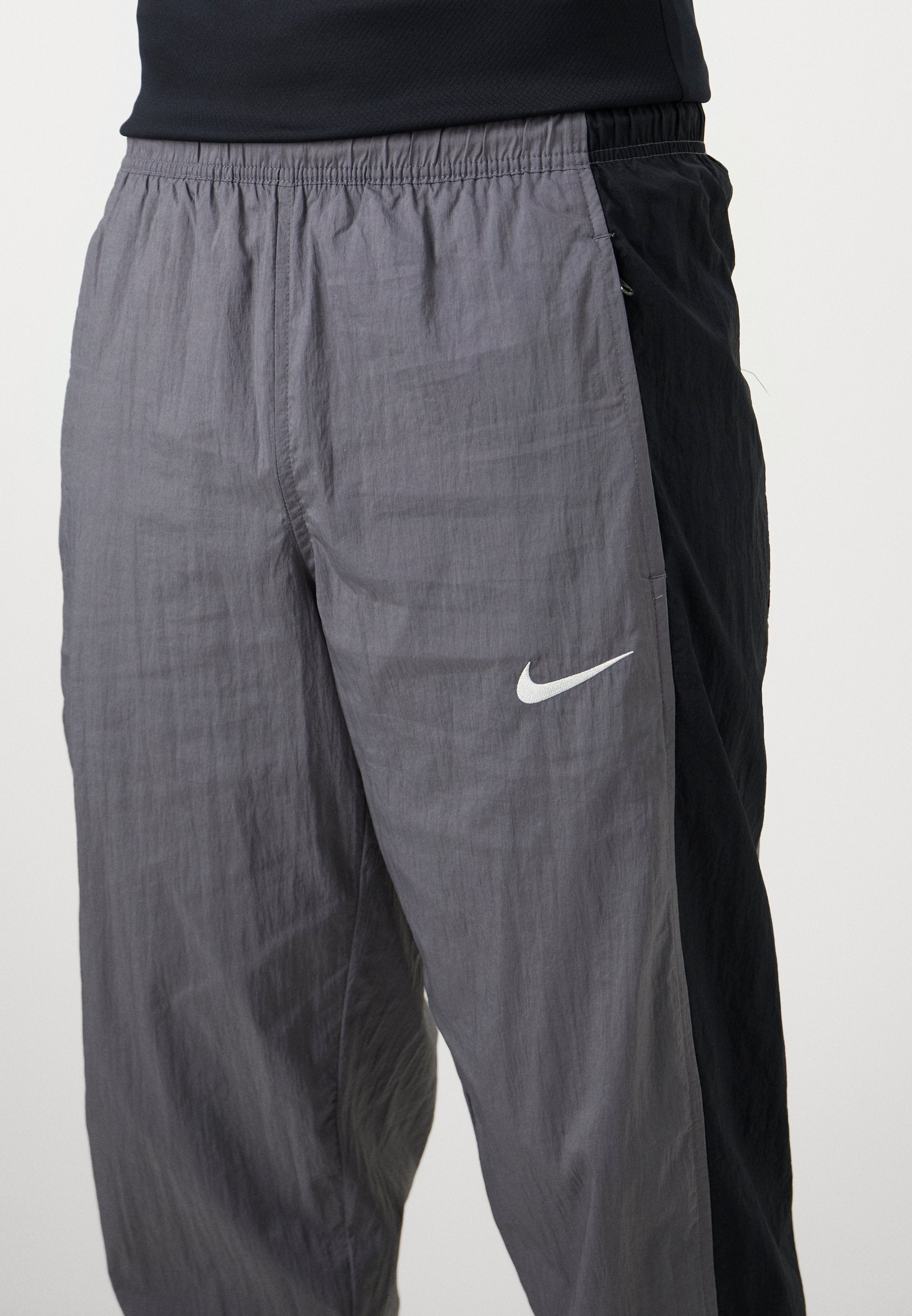 Nike Performance STANDARD FIT